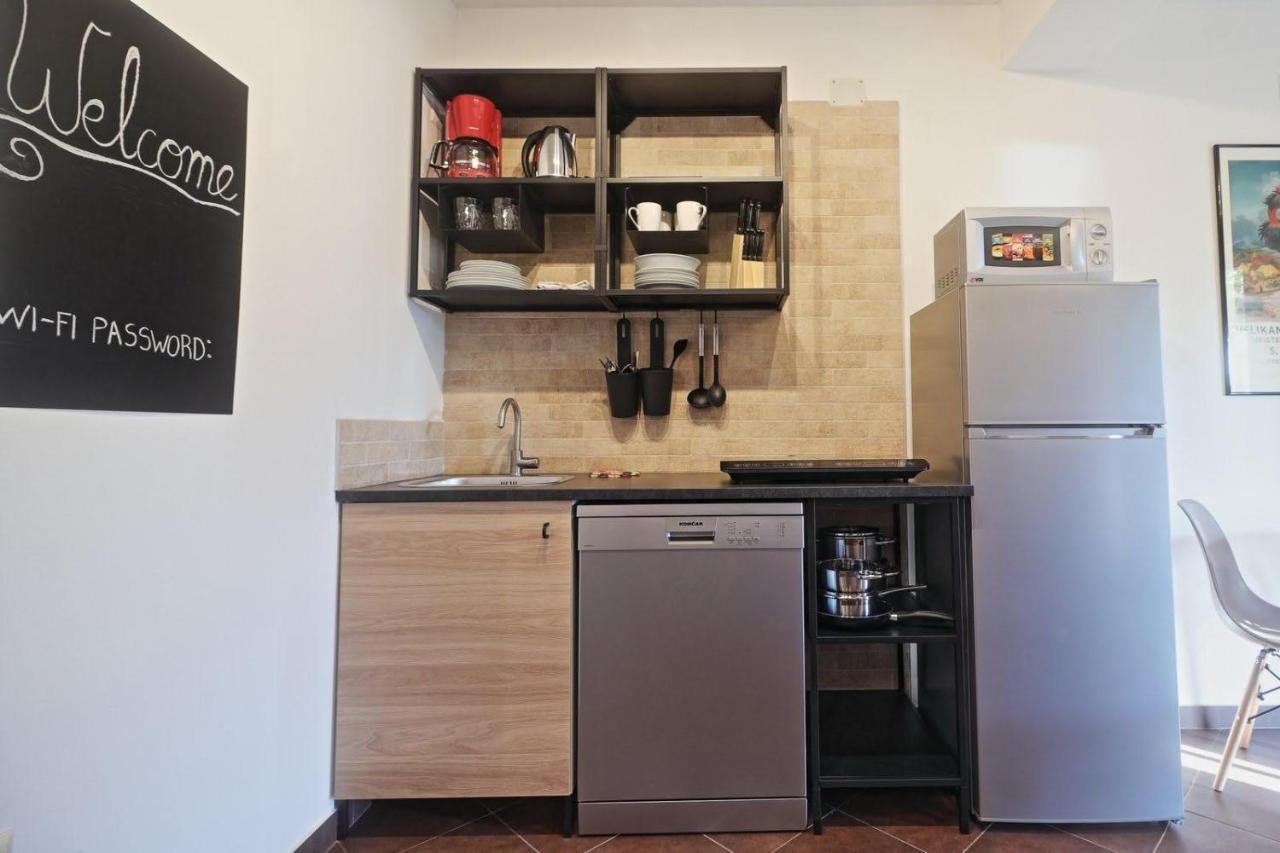 Apartman Studio Pesja Omišalj Kültér fotó